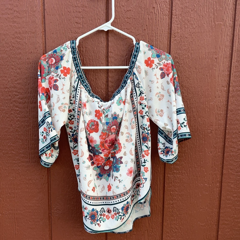 Forever 21 Off The Shoulder Blouse Floral Print Top - Size M
